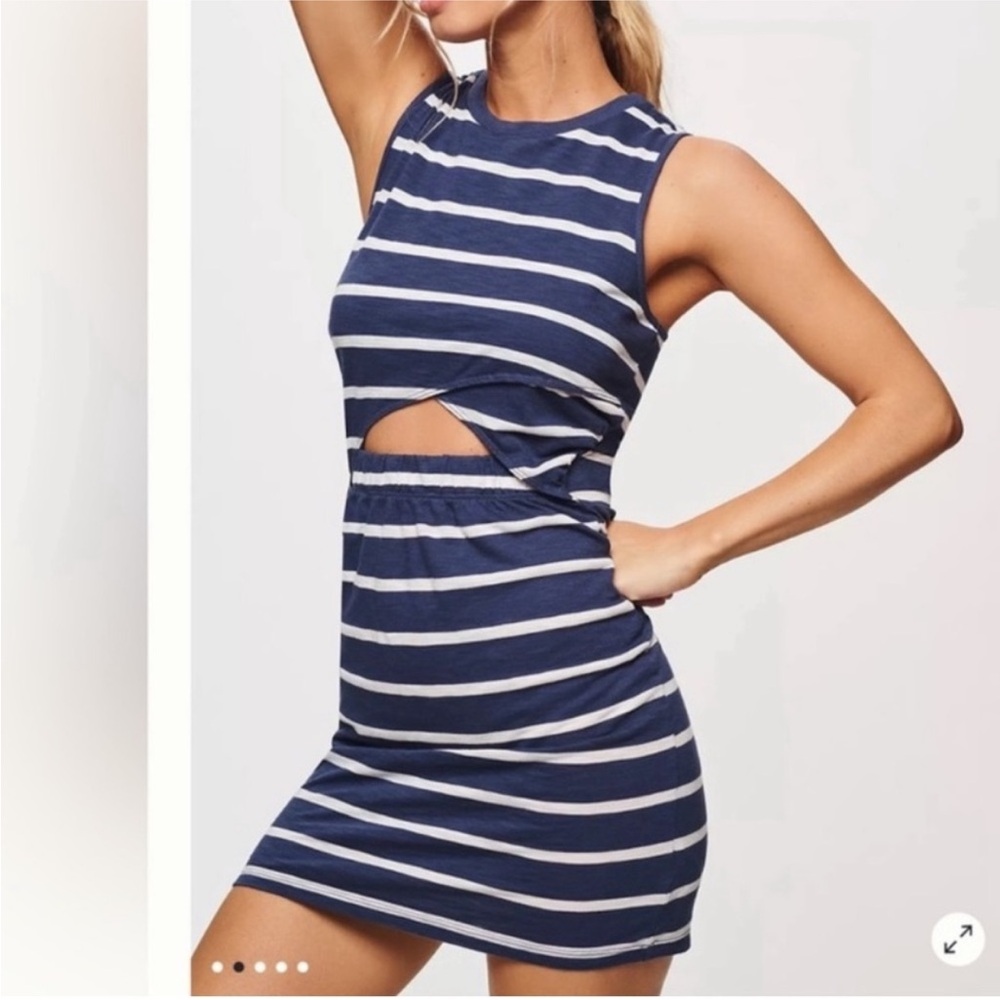 NWOT t.la Sporty Twist Front Mini Dress